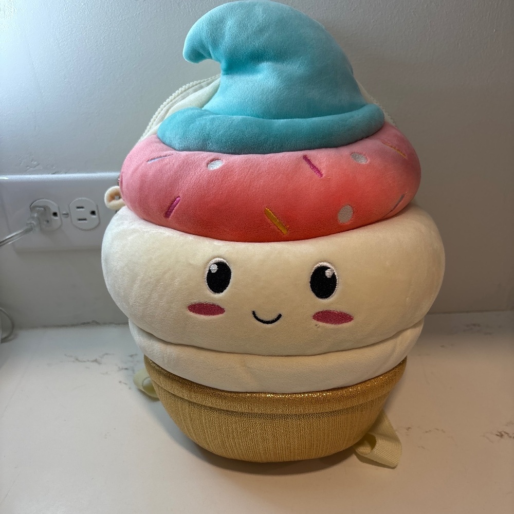 Smoochy, pals, cupcake, stuffed animal backpack/purse
